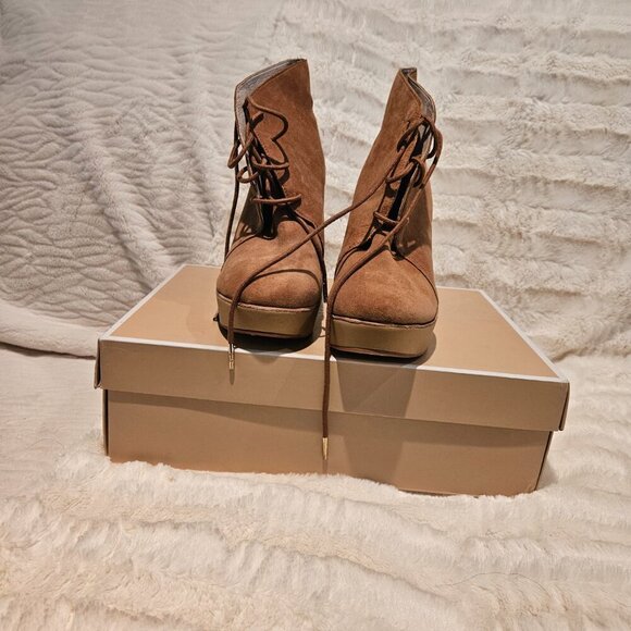 Boots - Picture 2 of 2